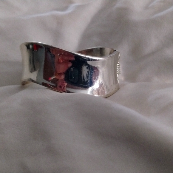 Beautiful chunky silver bracelet - Picture 3 of 4